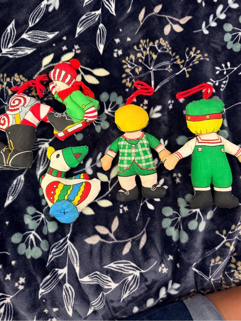 Vintage Handmade Cloth Ornaments - Green Doll & Duck Set - Picture 3 of 4